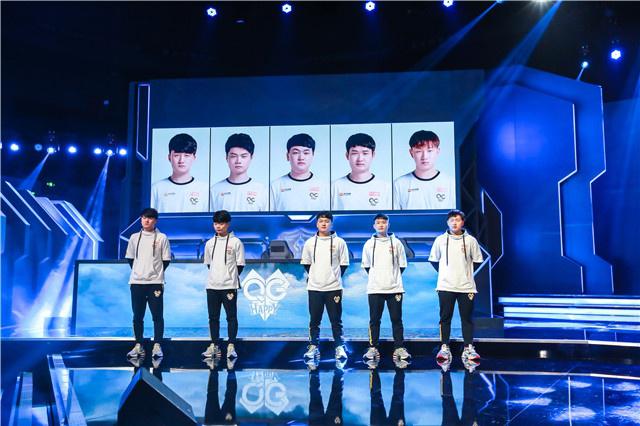 挥出这些球 挥出这些球