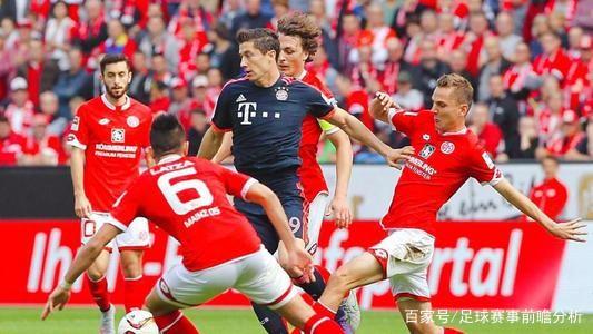 一名备受瞩 一名备受瞩