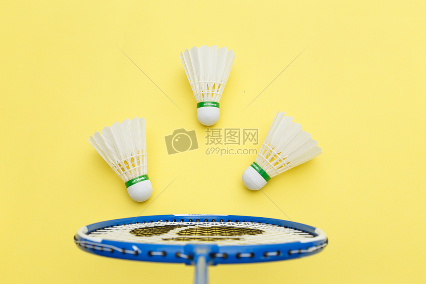 阿斯:克罗斯即将前往伯纳乌,现场观看皇马和黄潜的西甲比赛