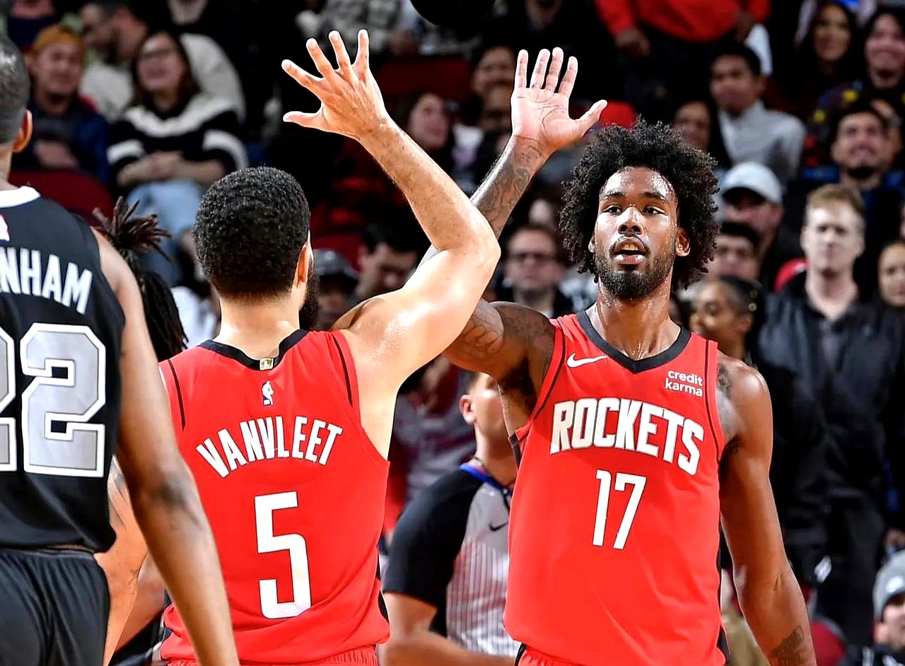 推进此笔转 推进此笔转