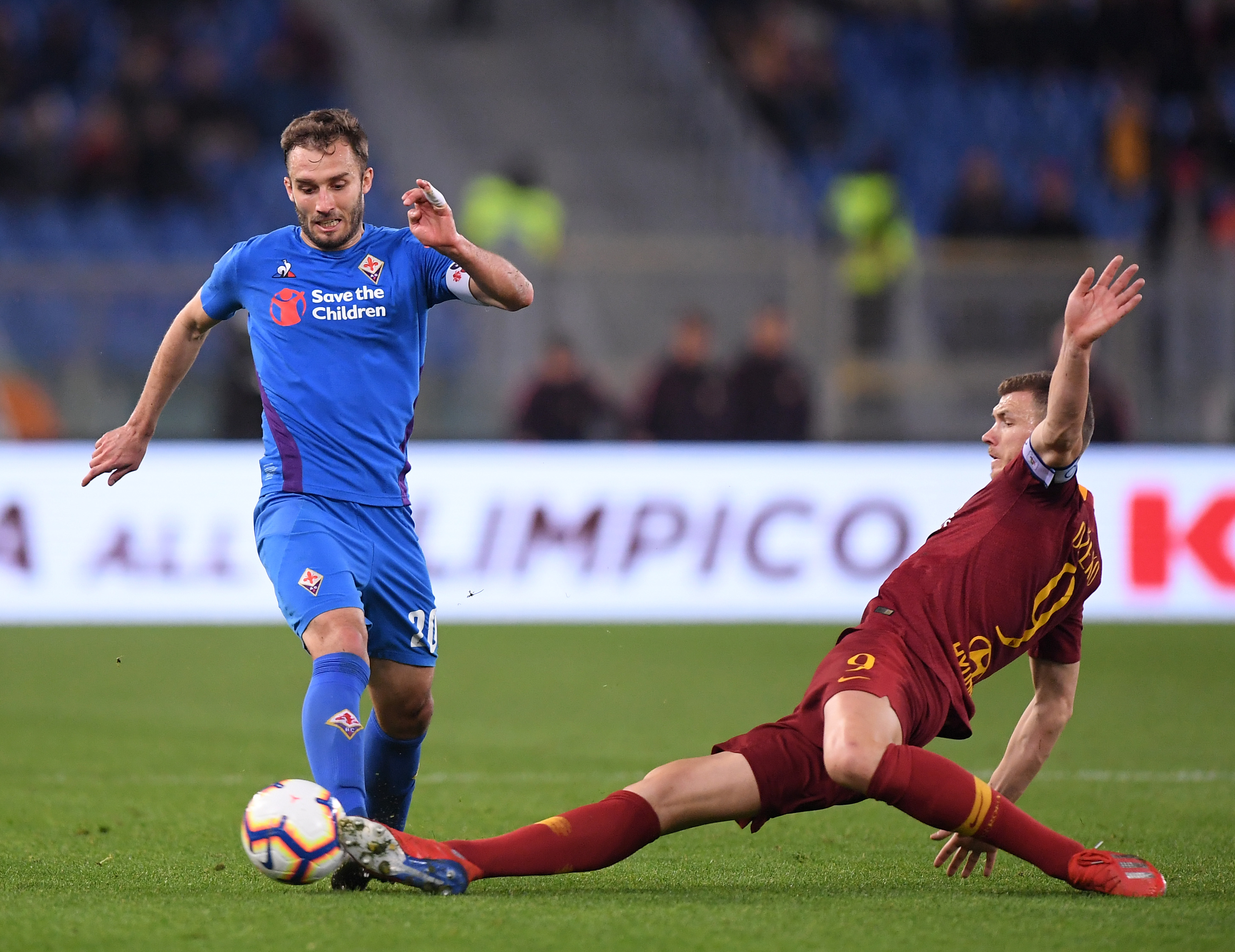 中介人及资 中介人及资